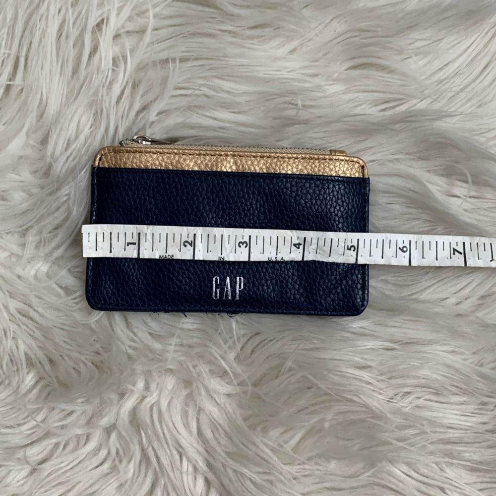 Card Case - Picture 3 of 10